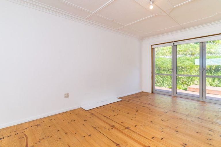 Photo of property in 30 Seaview Terrace, Kew, Dunedin, 9012