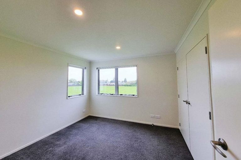 Photo of property in 5c Barberry Lane, Te Atatu Peninsula, 0610