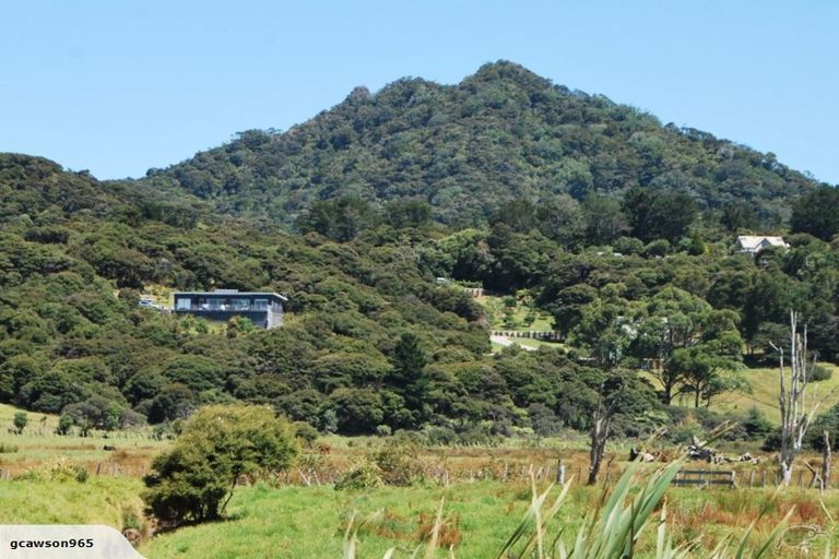 Photo of property in 11 Mason Road, Great Barrier Island (aotea Island), 0991