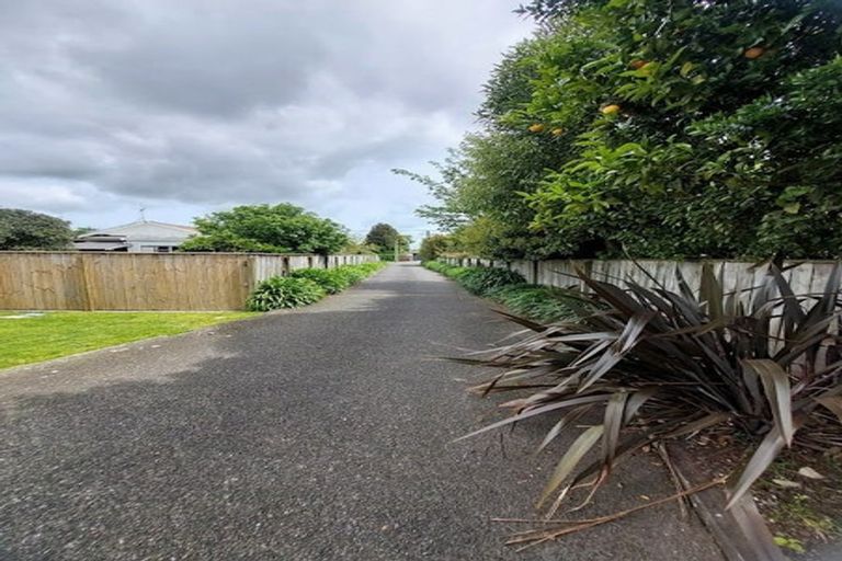 Photo of property in 42a Queenwood Road, Levin, 5510