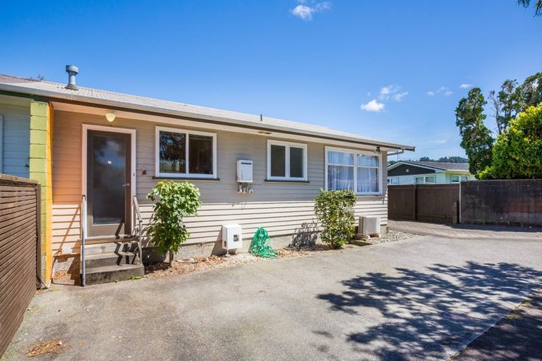 Photo of property in 49c Garden Road, Avalon, Lower Hutt, 5011