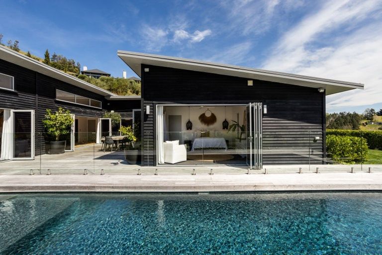 Photo of property in 257 Black Barn Road, Havelock North, 4294