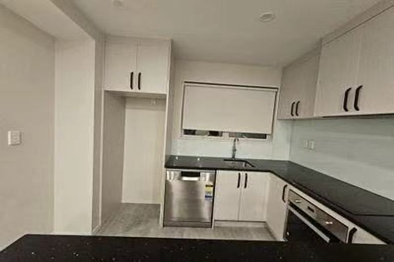 Photo of property in 3/49 Arawa Street, New Lynn, Auckland, 0600