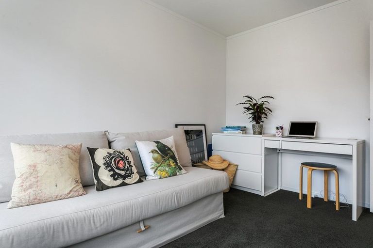 Photo of property in 5 Fletcher Place, Leamington, Cambridge, 3432