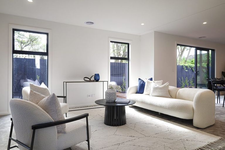 Photo of property in 9 Samuel Place, Terrace End, Palmerston North, 4410