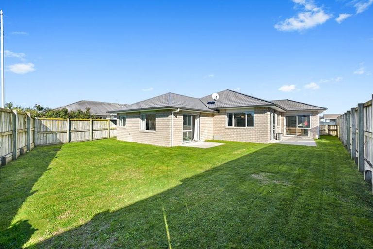 Photo of property in 1 Astelia Lane, Rototuna North, Hamilton, 3210