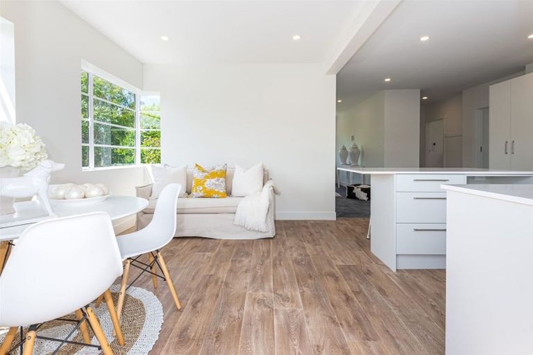 Photo of property in 71a Eastern Terrace, Beckenham, Christchurch, 8023