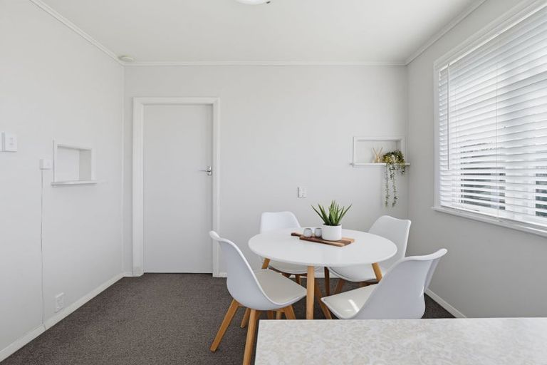 Photo of property in 37 Hadfield Crescent, College Estate, Whanganui, 4500