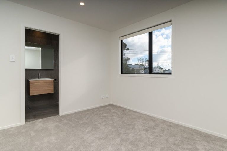 Photo of property in 4/56 Salisbury Road, Birkdale, Auckland, 0626