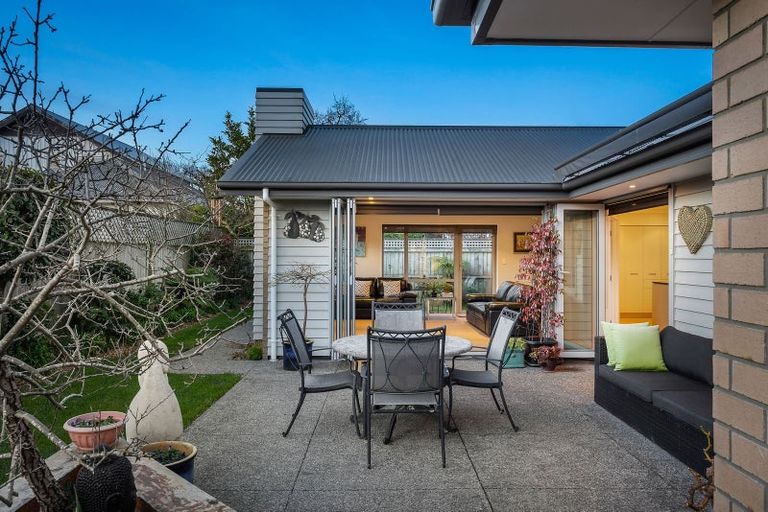 Photo of property in 18c Tainui Street, Somerfield, Christchurch, 8024