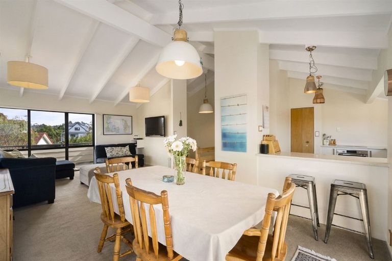 Photo of property in 2/3 Ceramco Place, Torbay, Auckland, 0630