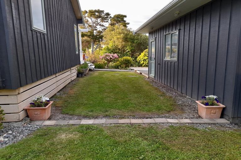 Photo of property in 969 Kaipara Flats Road, Kaipara Flats, Warkworth, 0984