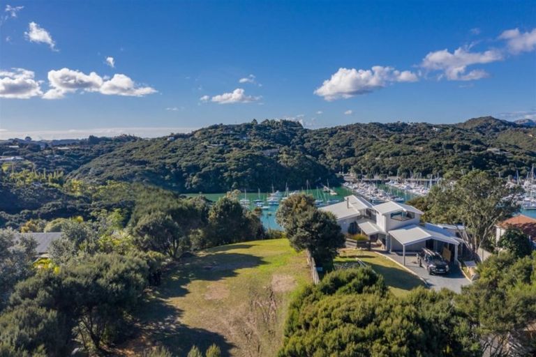 Photo of property in 95 Doves Bay Road, Kerikeri, 0294