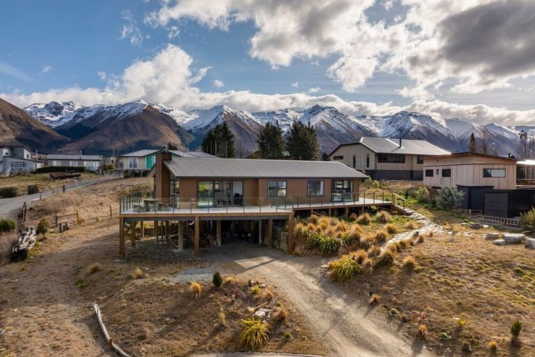 Photo of property in 110a Ohau Drive, Lake Ohau, Twizel, 9412