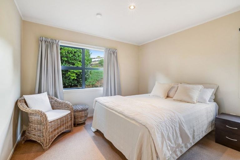 Photo of property in 11 Pineview Lane, Helensville, 0875