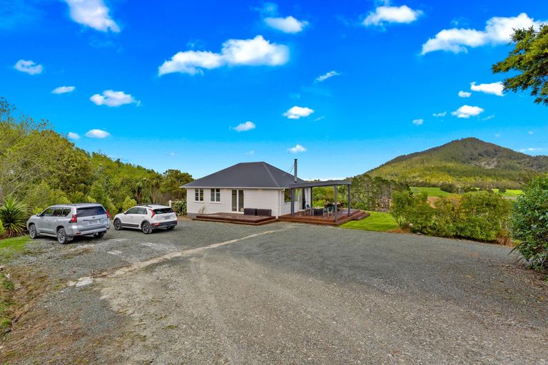 Photo of property in 280c Baldrock Road, Kaiwaka, Maungaturoto, 0587