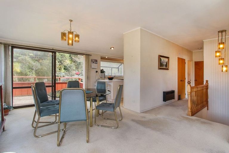 Photo of property in 1/84 Beach Road, Castor Bay, Auckland, 0620