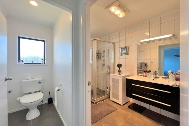 Photo of property in 34b Orams Road, Hillpark, Auckland, 2102