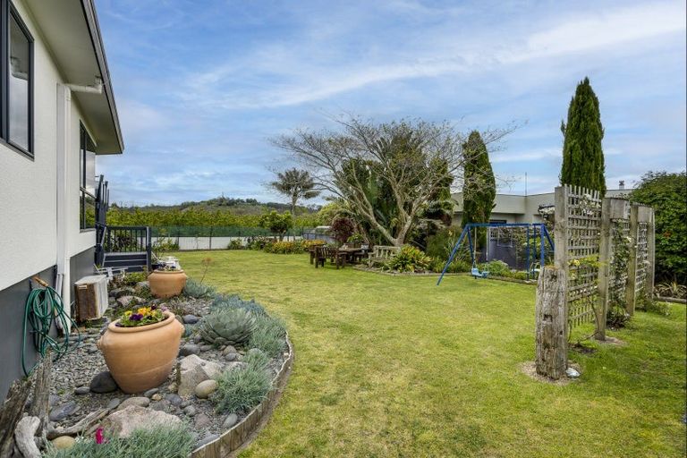 Photo of property in 85 Le Quesne Road, Bay View, Napier, 4104