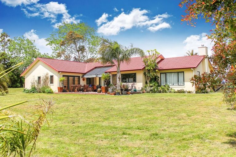 Photo of property in 7 Spedding Road, Whenuapai, Auckland, 0618