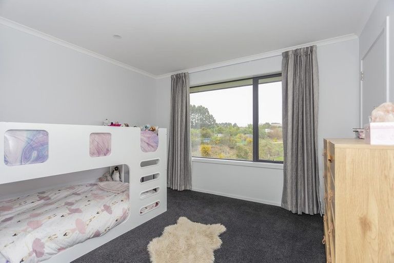 Photo of property in 13 Grove Avenue, Weston, Oamaru, 9401