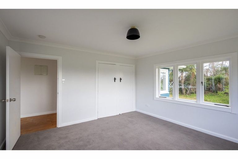 Photo of property in 76 Hospital Road, Te Kopuru, 0371
