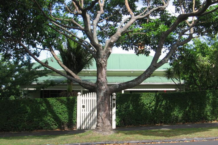 Photo of property in 37 Marlborough Street, Mount Eden, Auckland, 1024