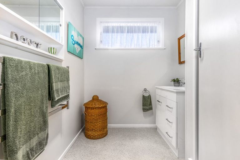 Photo of property in 69b Michael Road, Paraparaumu Beach, Paraparaumu, 5032