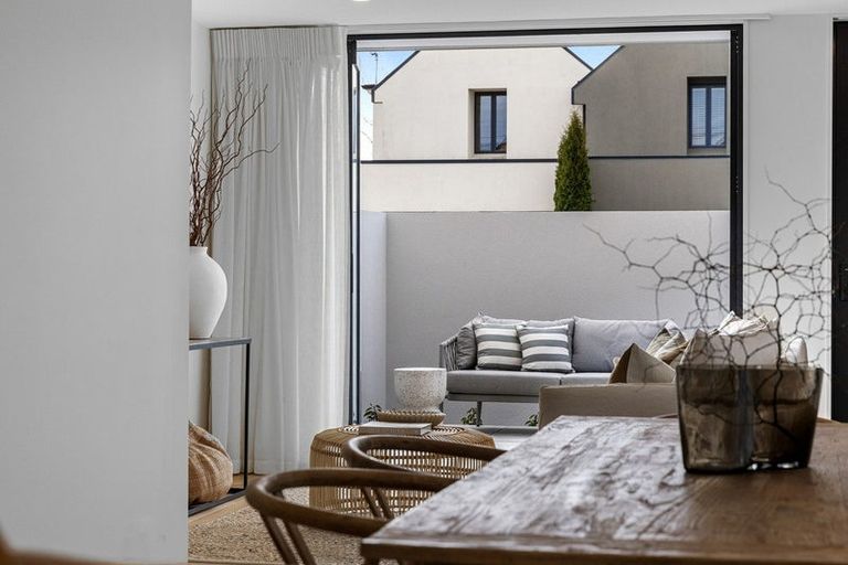 Photo of property in 40a Clare Road, St Albans, Christchurch, 8014