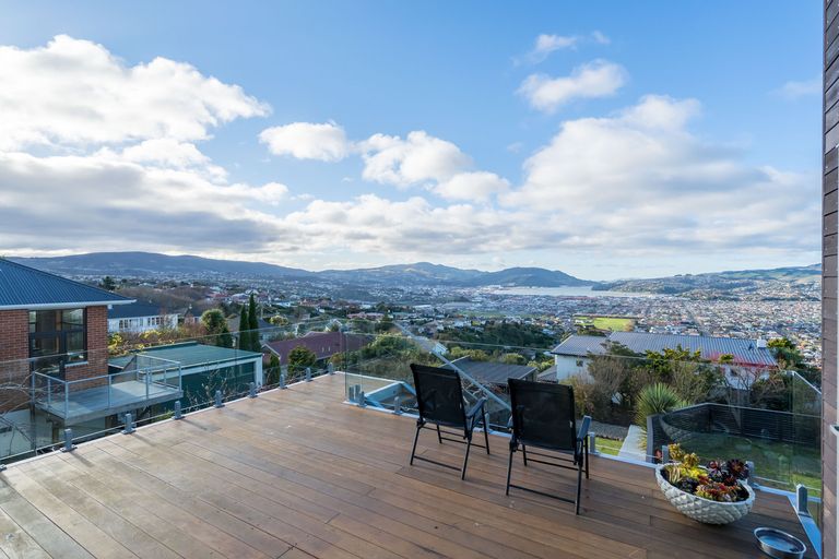 Photo of property in 60 Earls Road, Saint Clair, Dunedin, 9012