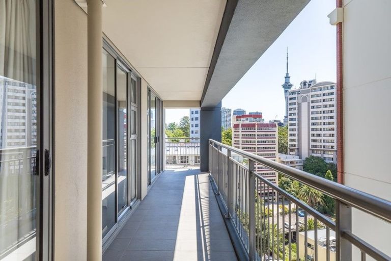 Photo of property in The Statesman Apartments, 1103/1 Parliament Street, Auckland Central, Auckland, 1010