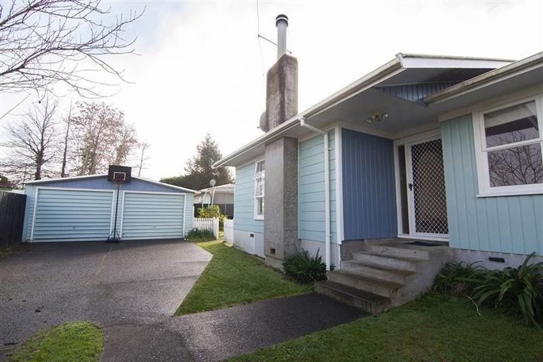 Photo of property in 88 Morrow Avenue, St Andrews, Hamilton, 3200