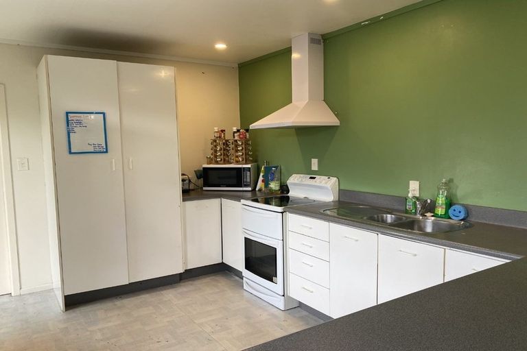 Photo of property in 1 Watson Drive, Paraparaumu Beach, Paraparaumu, 5032