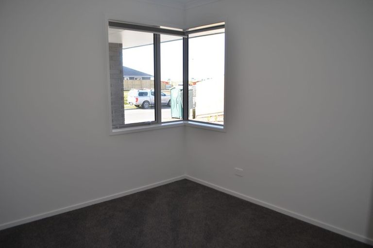 Photo of property in 2 Bill Miller Drive, Papamoa, 3118