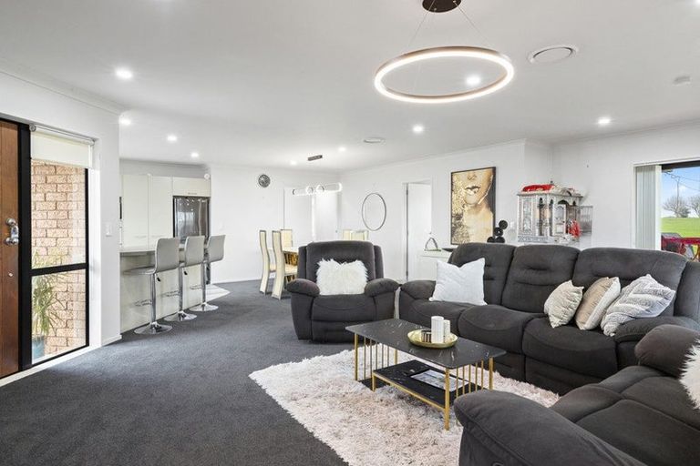 Photo of property in 23a Patumahoe Road, Patumahoe, Pukekohe, 2679