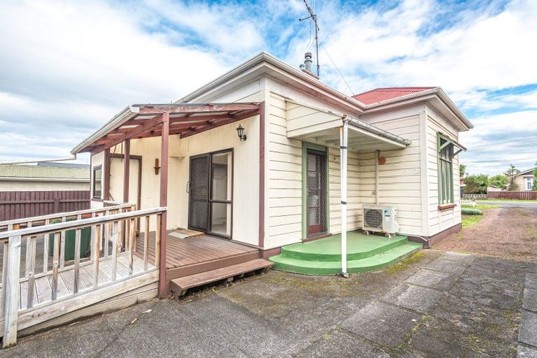 Photo of property in 11 Cambridge Street, Gonville, Whanganui, 4501