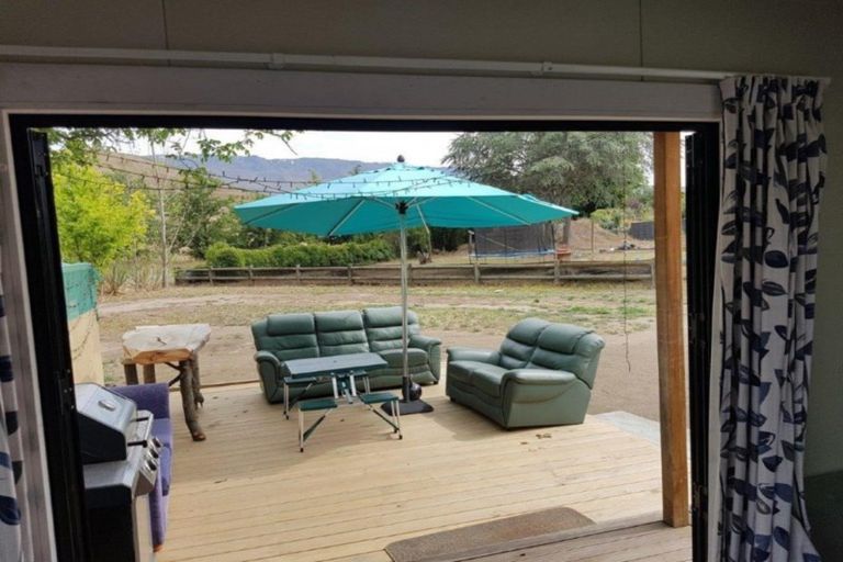 Photo of property in 18 Perriam Place, Mount Pisa, Cromwell, 9383