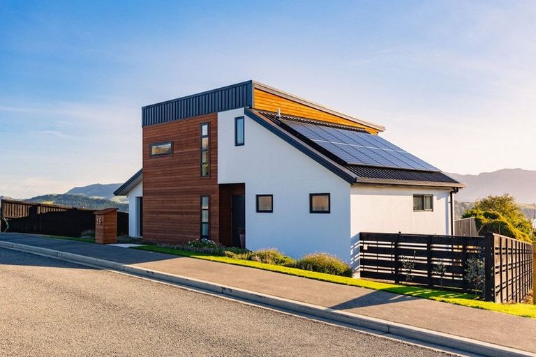 Photo of property in 16 Muriwai Drive, Diamond Harbour, Lyttelton, 8971