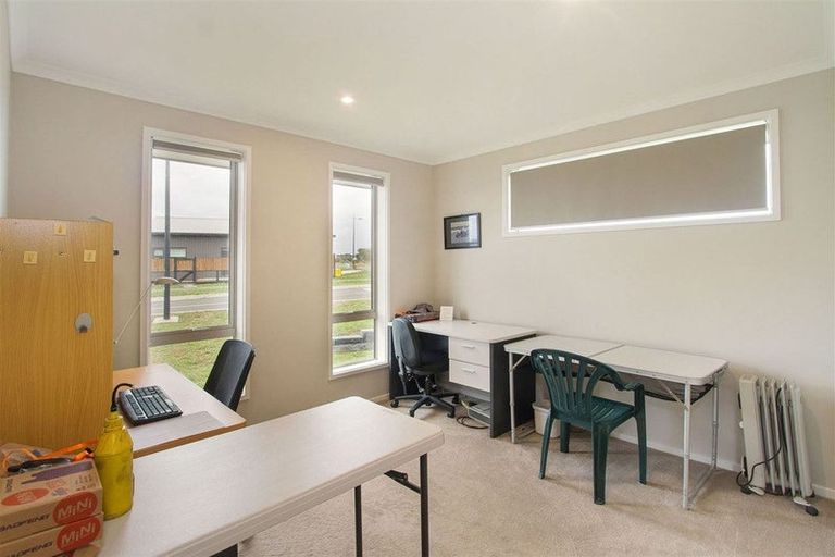 Photo of property in 2 Mutetai Road, Clarks Beach, 2122