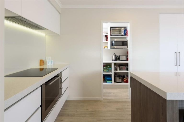 Photo of property in 84 Palm Springs Boulevard, Papamoa Beach, Papamoa, 3118