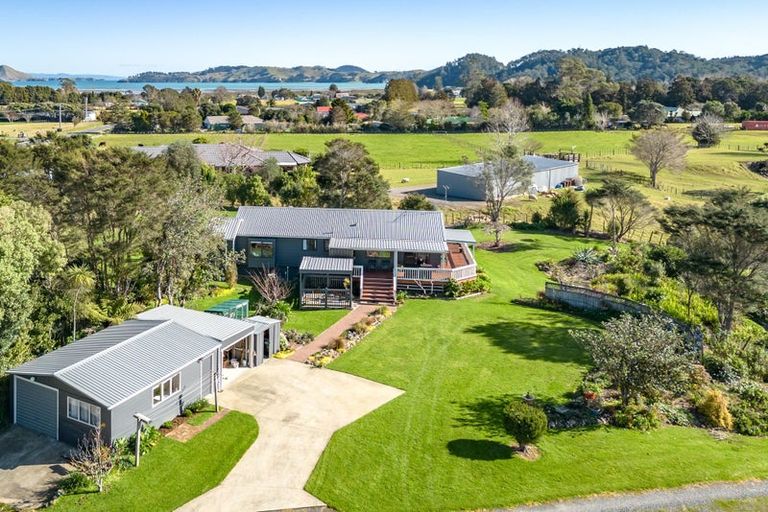 Photo of property in 75 Whangapoua Sh25 Road, Coromandel, 3506