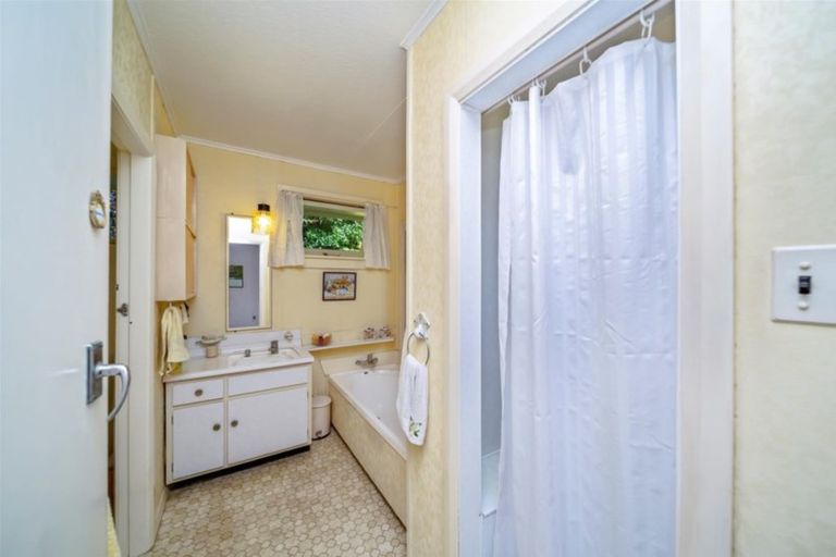 Photo of property in 22 Clifford Street, Hawera, 4610