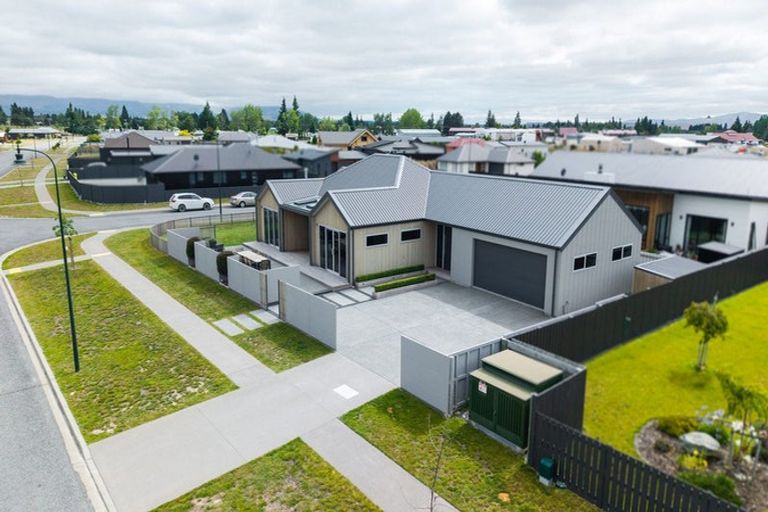 Photo of property in 21 Grandvue Drive, Twizel, 7901