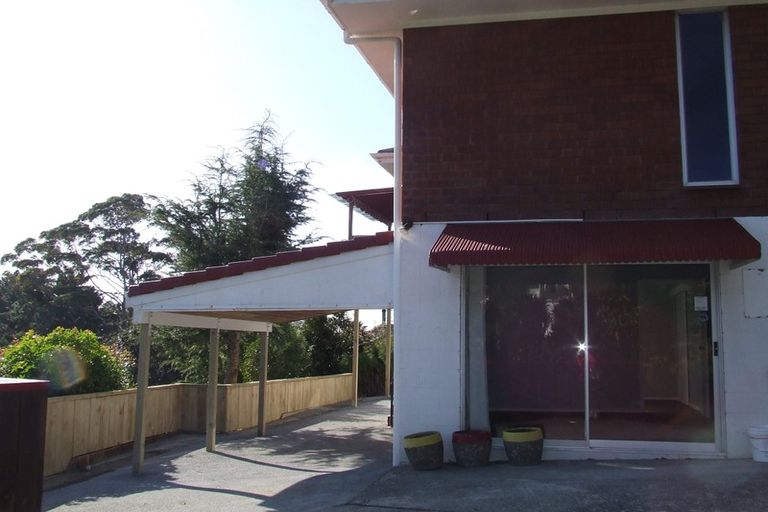 Photo of property in 2 Malters Place, Browns Bay, Auckland, 0630