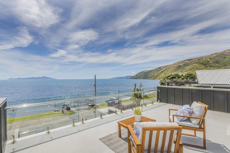 Photo of property in 10 Ocean Parade, Pukerua Bay, 5026
