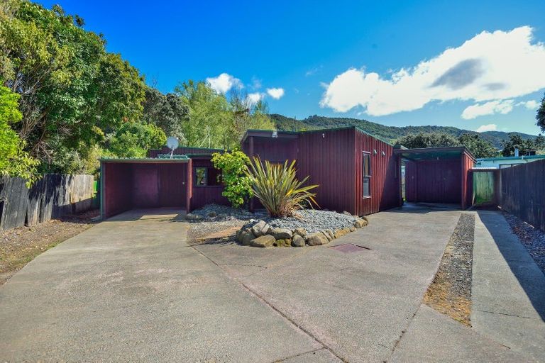 Photo of property in 6 Quentin Place, Mahia, Nuhaka, 4198