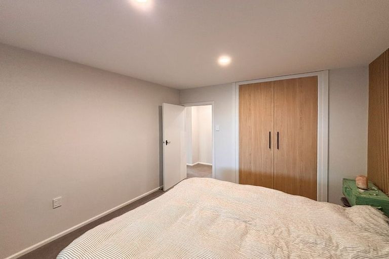 Photo of property in 2/16 Oxley Avenue, St Albans, Christchurch, 8014