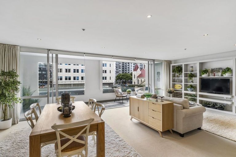Photo of property in Sanctum Apartment, 10 Ebor Street, Te Aro, Wellington, 6011