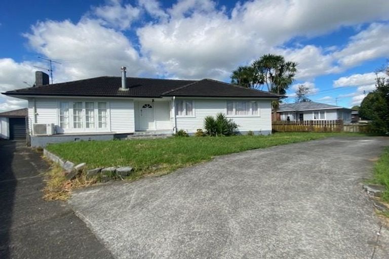 Photo of property in 26 Sutton Crescent, Papakura, 2110