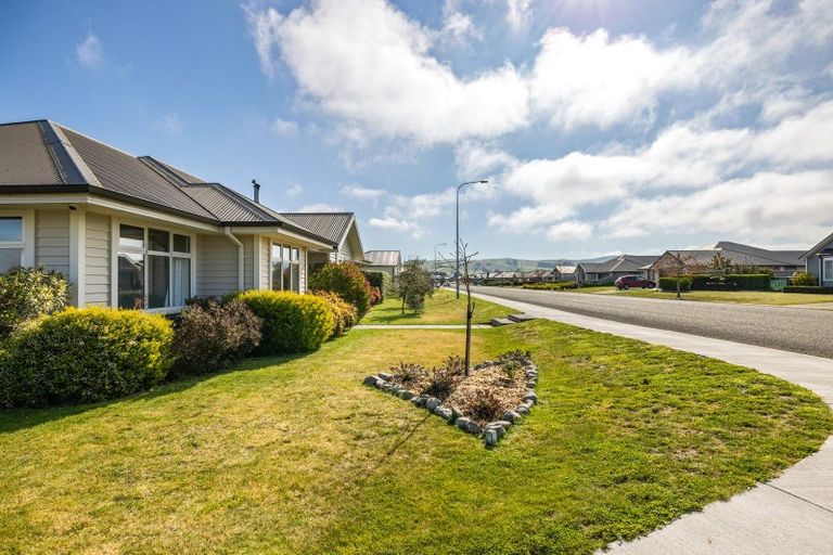 Photo of property in 13 Pemberton Drive, Amberley, 7410